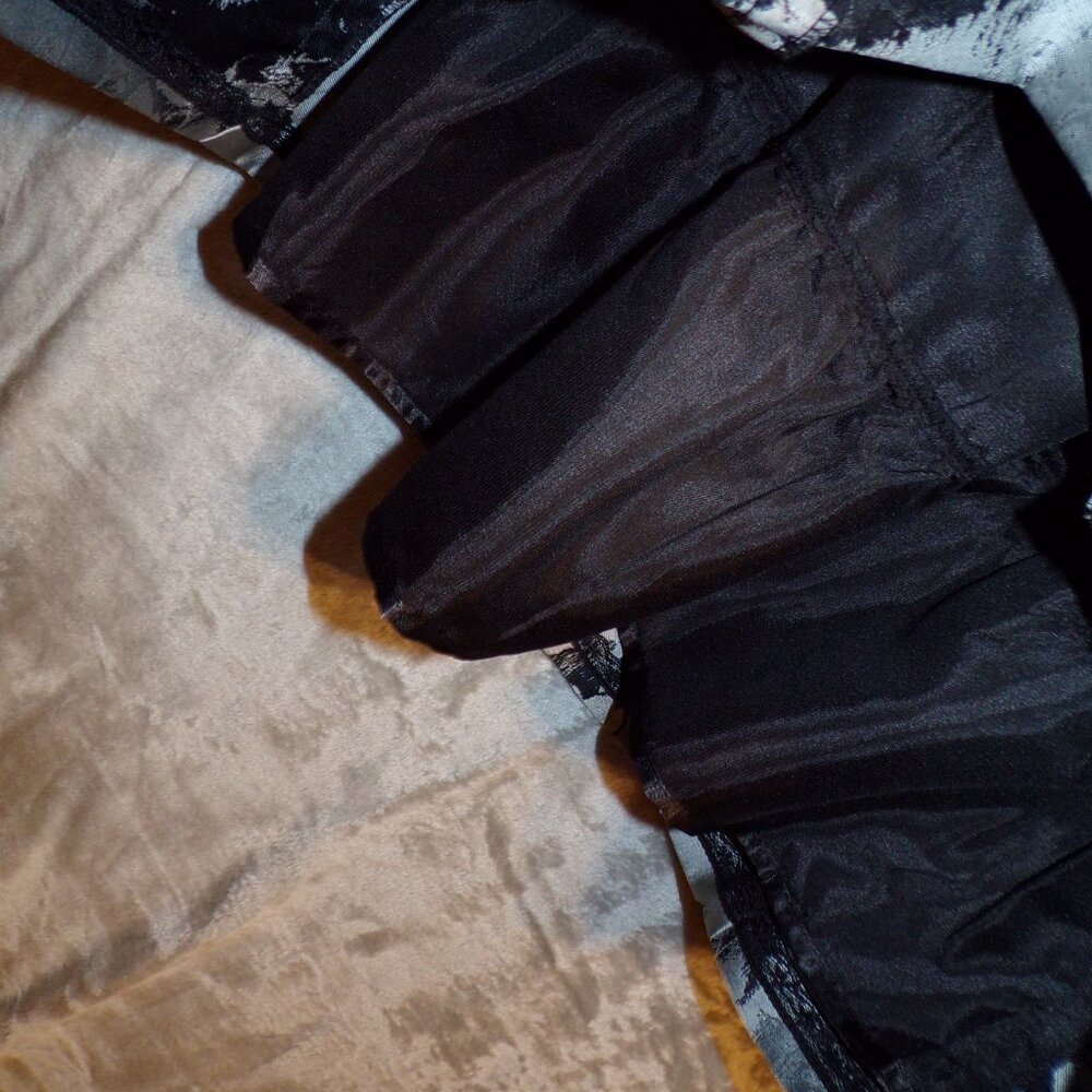 White House Black Market Dress - Picture 4 of 9